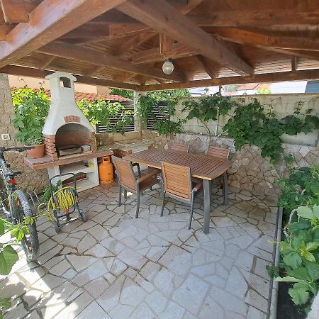 Apartments Fran I Baska  Exterior photo