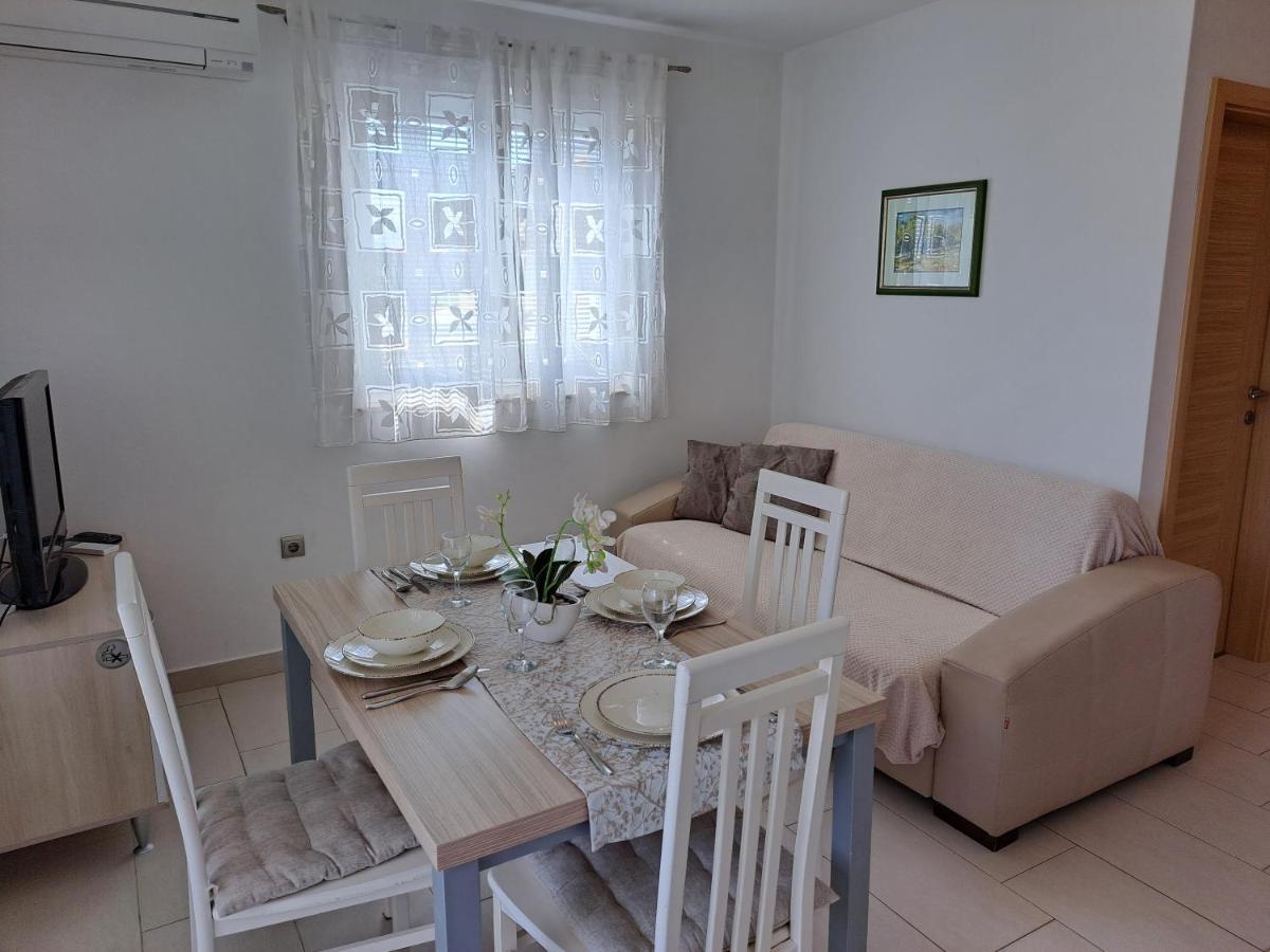 Apartments Fran I Baska  Exterior photo